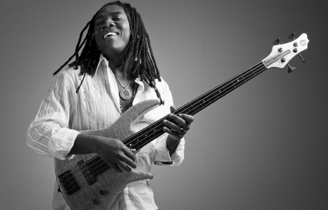 daniem wielu znawców jazzu Richard Bona, który zawita dziś do Ostrowa, jest najlepszym basistą świata