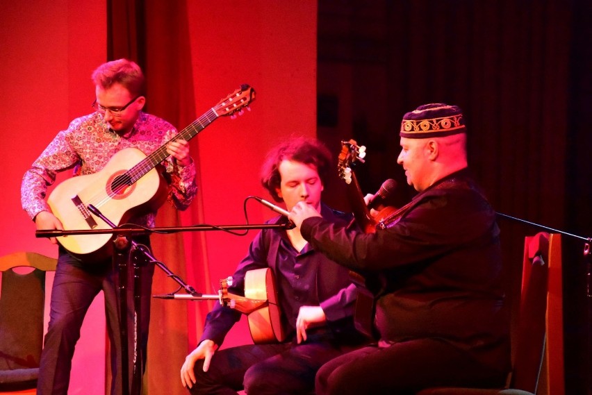 ProFLAMENCO Trio w Wojewódzkim Domu Kultury w Kielcach. Magiczna podróż do Hiszpanii 