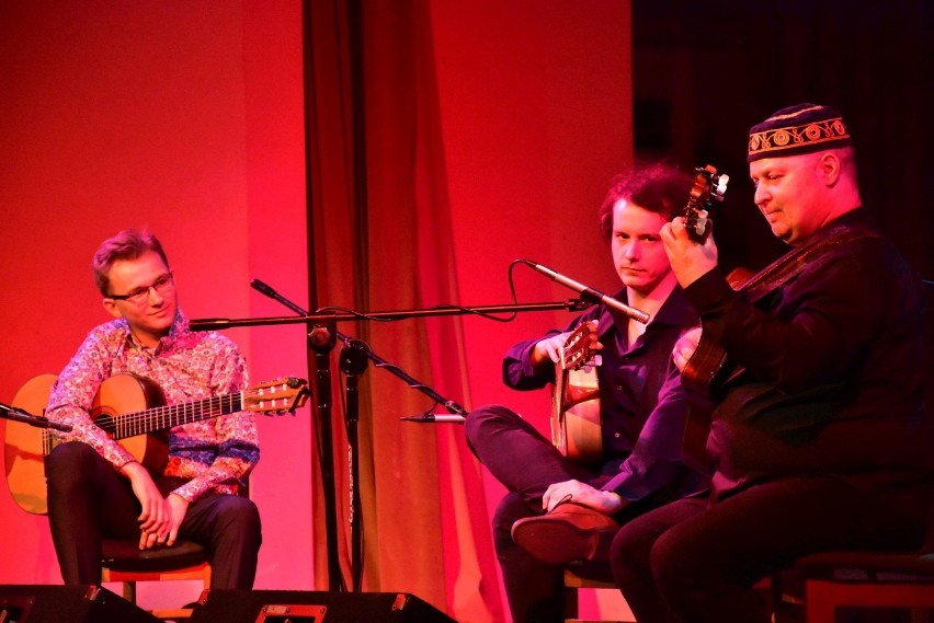 ProFLAMENCO Trio w Wojewódzkim Domu Kultury w Kielcach. Magiczna podróż do Hiszpanii 