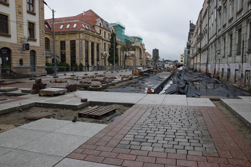 Dworcowa w Katowicach zmienia się w deptak