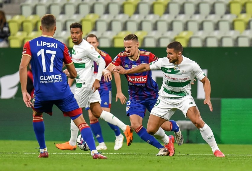 Lechia Gdańsk - Piast Gliwice 18.09.2021 r. Oceniamy biało-zielonych. Joseph Ceesay i Łukasz Zwoliński bohaterami Lechii GALERIA