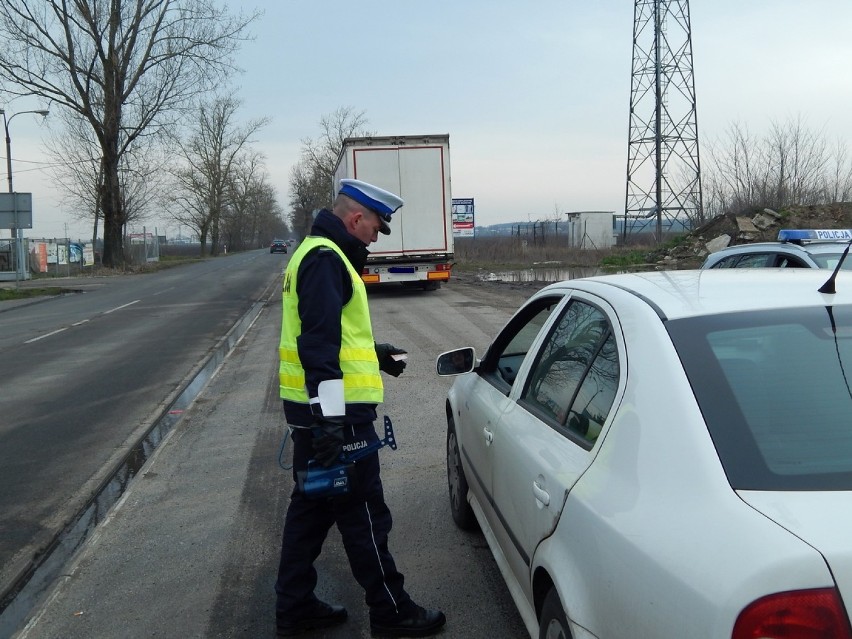 Kaskadowy pomiar prędkości w powiecie radziejowskim. Skontrolowano 66 pojazdów [zdjęcia]