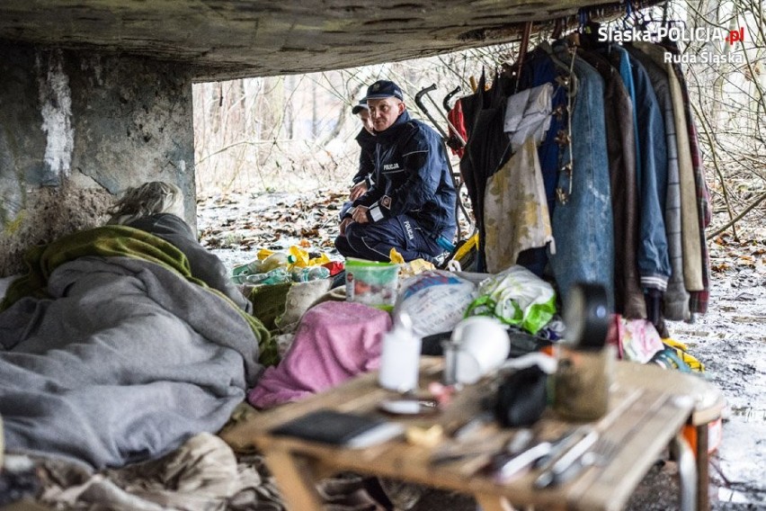 Policja Kłobuck: Zgłaszajmy bezdomnych do Mapy Bezpieczeństwa 