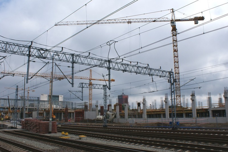 Poznań City Center - Galeria handlowa pnie się w górę [ZDJĘCIA]