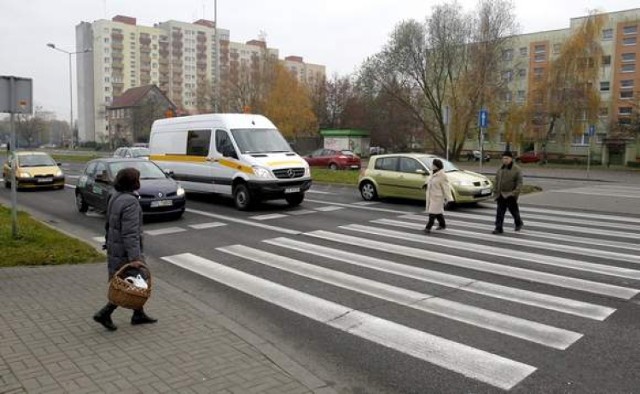 Na skrzyżowaniu ulic: Przyjaciół Żołnierza i Przyjaciół Ronda ...