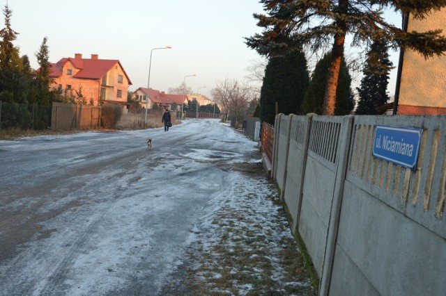 Ulica Niciarniana w Łowiczu ma zostać utwardzona do końca czerwca