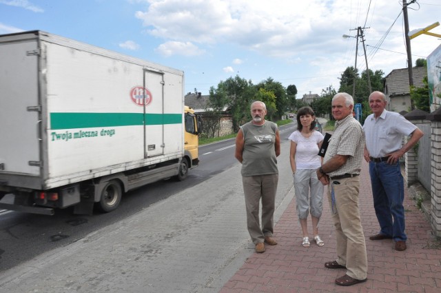 Mieszkańcy Niesułowic uważają, że dla wsi korzystniej byłoby należeć do gminy Trzebinia
