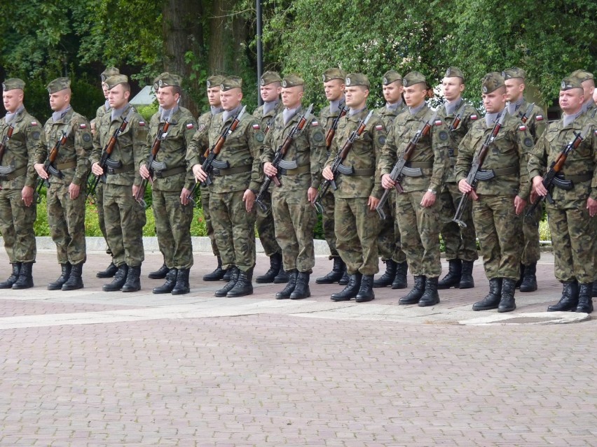 Obchody Święta Wojska Polskiego w Koszalinie [zdjęcia, wideo]