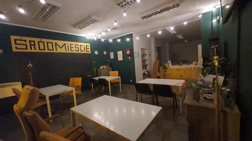 Nowe wnętrze Kawiarni Obywatelskiej "Śródmieście Cafe" we...