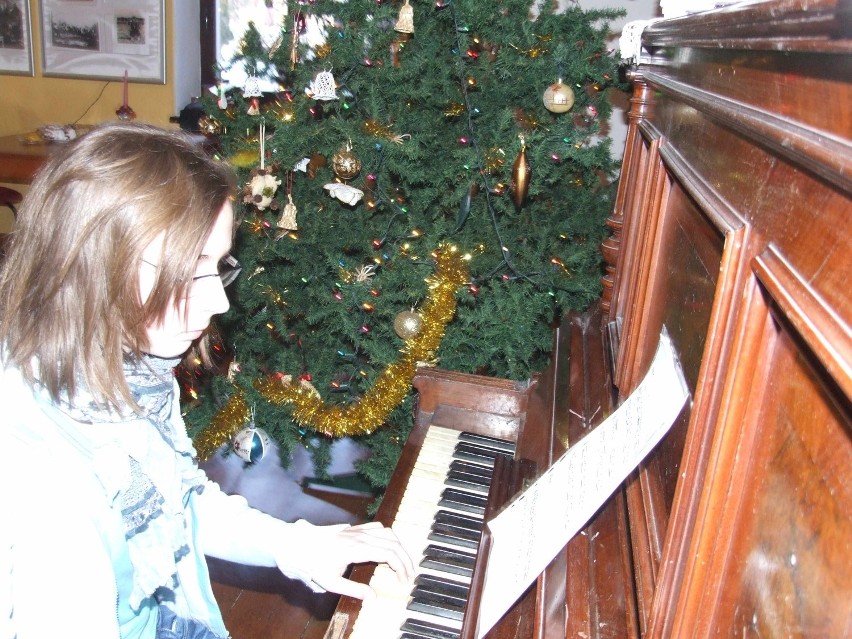 Wirtuozerię gry na pianinie zaprezentowała Aleksandra Ferra