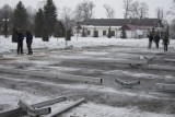 Pogoda utrudnia budowę lodowiska w Kartuzach