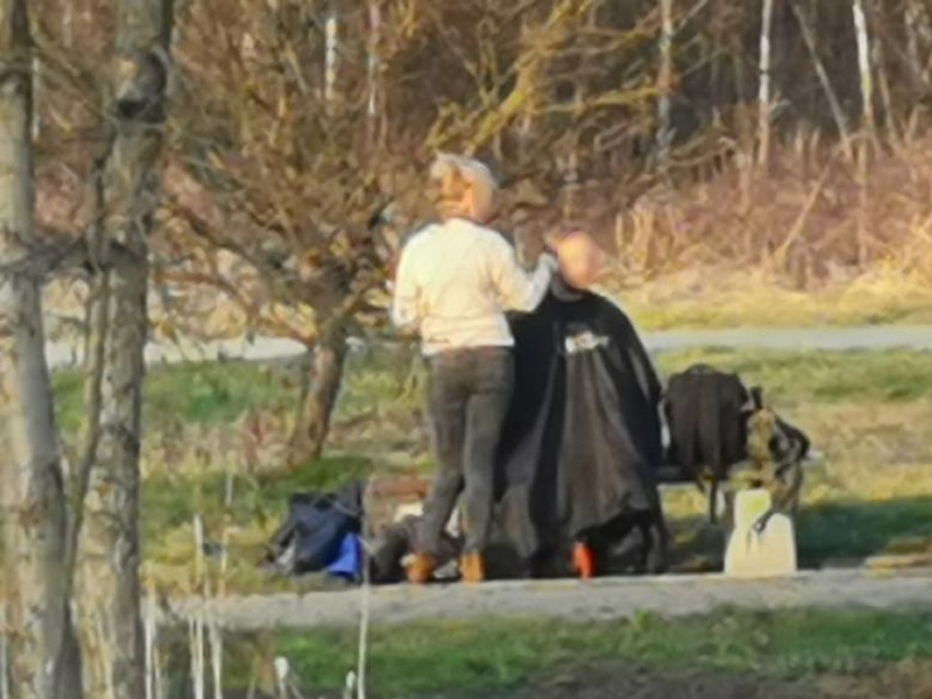 Fryzjerka z Częstochowy umówiła się z klientem w parku!