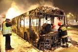 Wrocław: Doszczętnie spłonął autobus linii N (ZDJĘCIA)