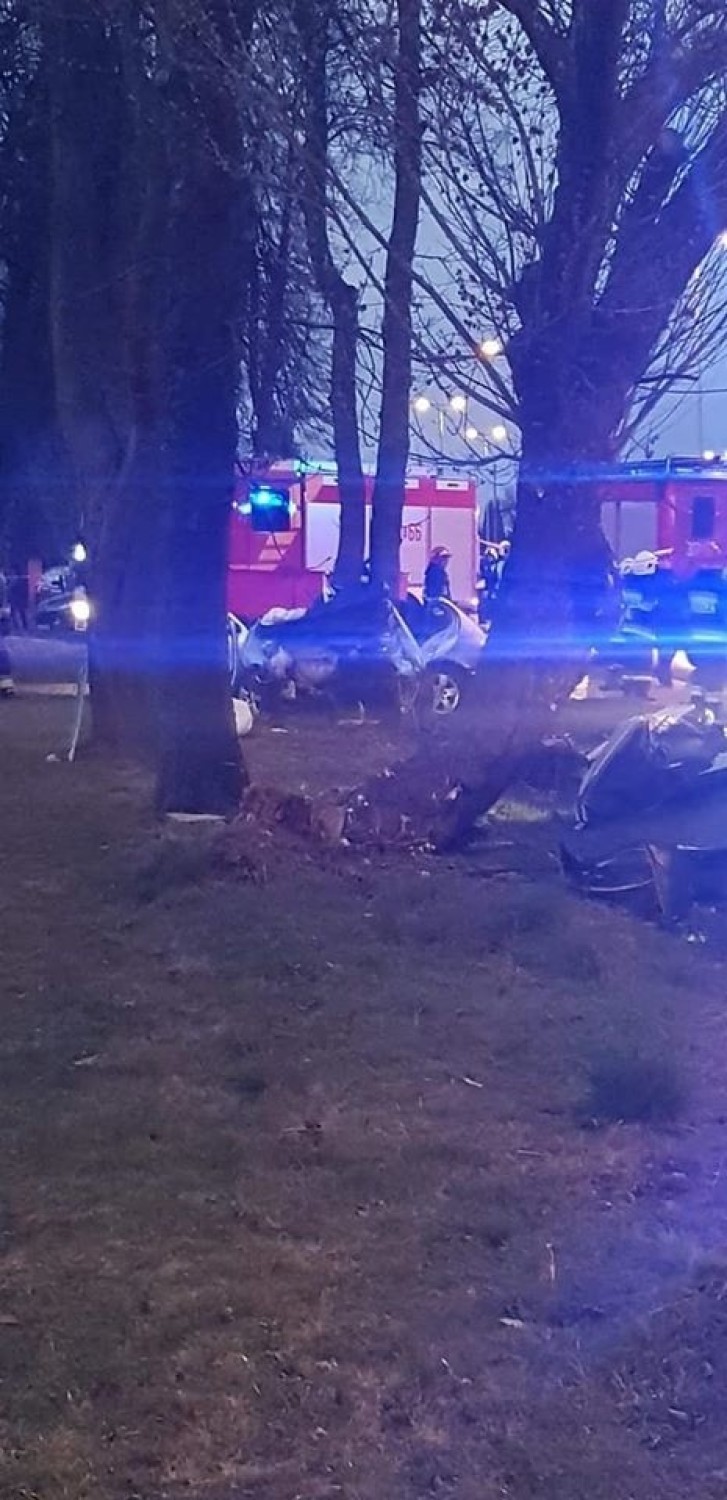 Śmiertelny wypadek pod Krakowem. Nie żyją dwie osoby
