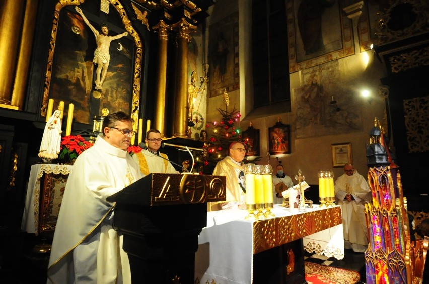 Tajemniczy święty z Libanu czyni cuda w Krakowie. Co miesiąc odbywa się specjalna msza [ZDJĘCIA]