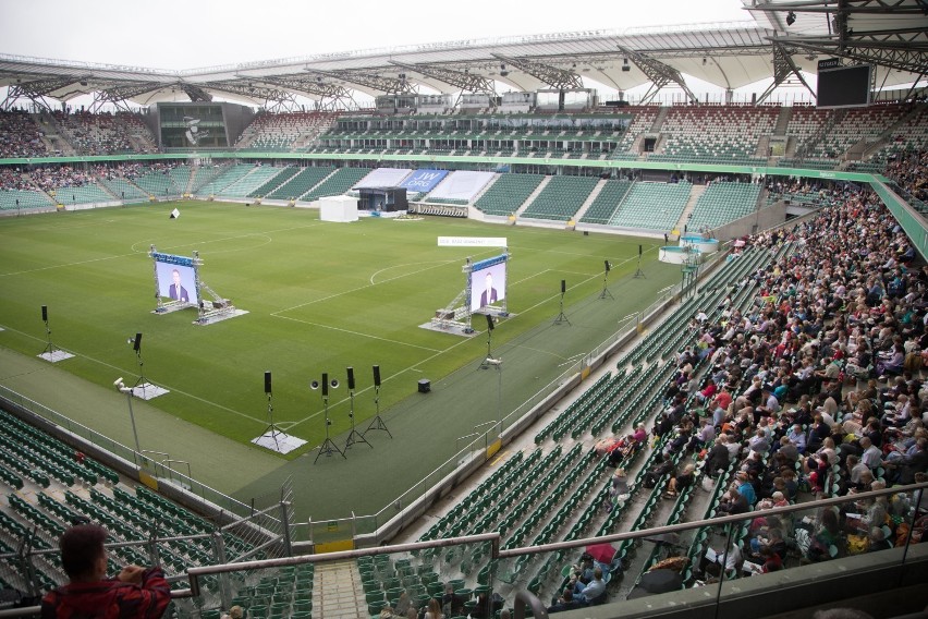 Kongres Świadków Jehowy 2019, Warszawa. Kilkanaście tysięcy osób spotka się na stadionie Legii