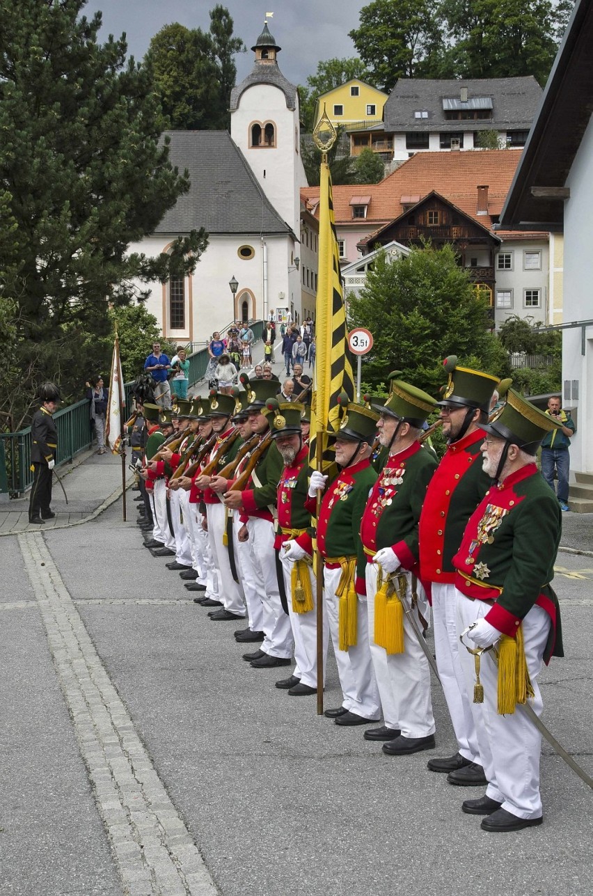 Wielki posąg Samsona w majówkę w Poznaniu