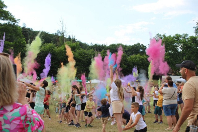 Festiwal kolorów był ciekawą atrakcją dla dzieci