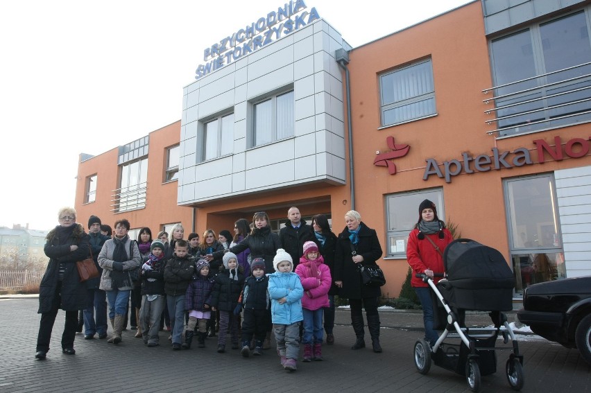 Gdańszczanie protestują przeciw wynikom konkursu pomorskiego NFZ [ZDJĘCIA]