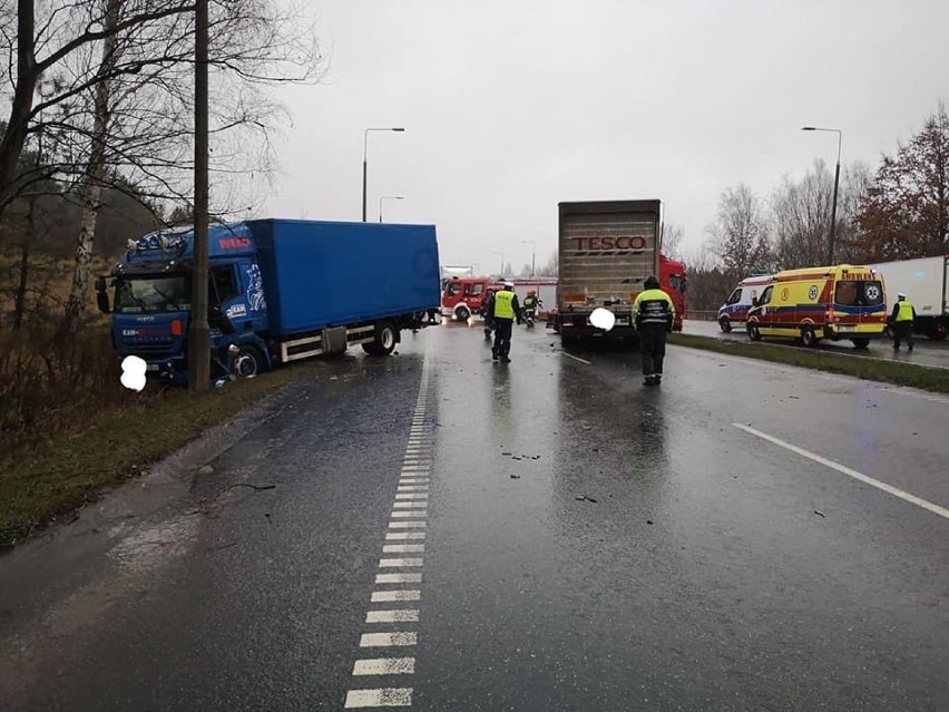 Po godz. 12.00 w niedzielę na ul. Armii Krajowej doszło do...