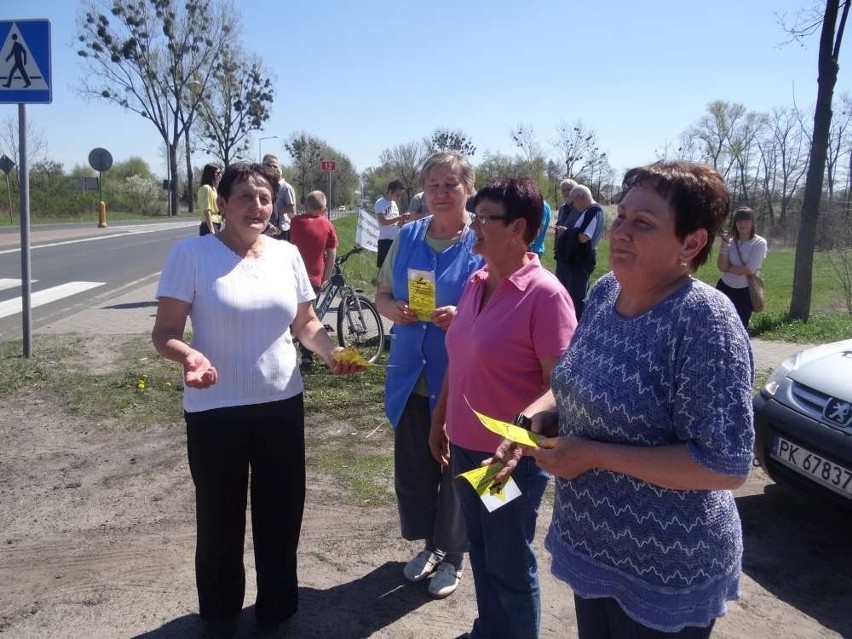 Protest mieszkańców Brzezia na krajowej 12