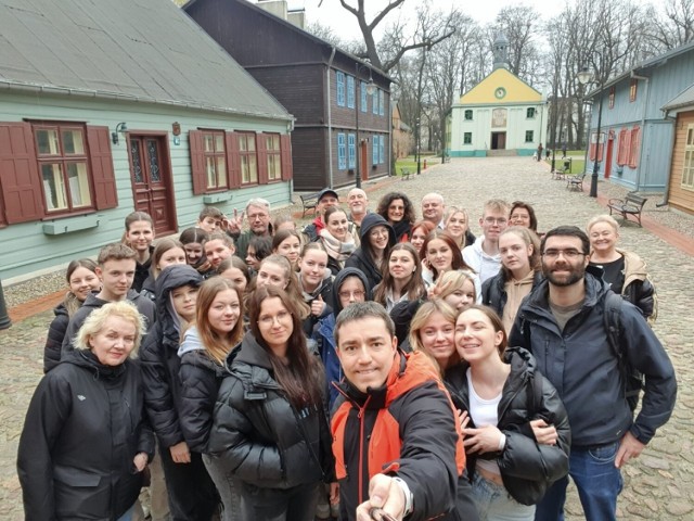 Uczniowie kościerskiego Ekonomika spotkali się w Łodzi ze swoimi rówieśnikami z Niemiec. Młodzież spędziła aktywnie czas