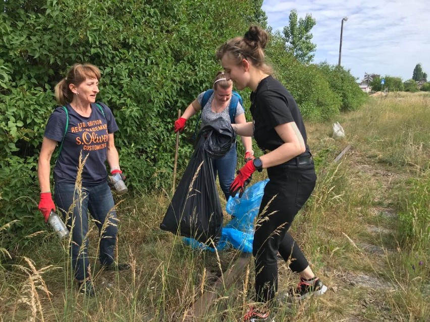 Miasto tonie w śmieciach, więc mieszkańcy wzięli sprawy w...