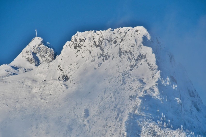 Tatry jak z pocztówki. W górach mamy bajeczną zimę. Kto nie widział na żywo, niech żałuje