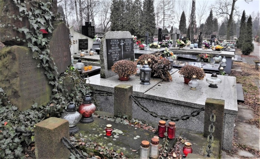 Na olkuskim cmentarzu spoczywa wielu zasłużonych dla miasta
