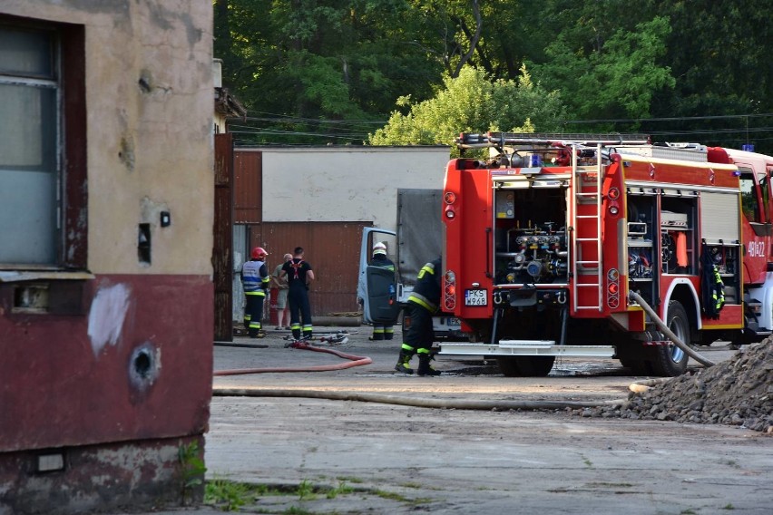 Pożar obiektu gospodarczego przy ul. Kasztanowej w Czempiniu