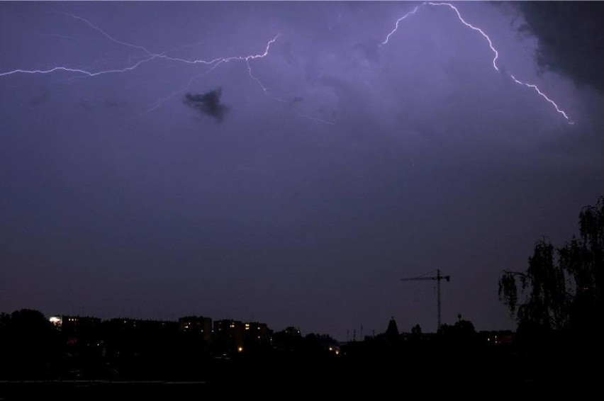 Nad Wielkopolską mogą szaleć burze z gradem