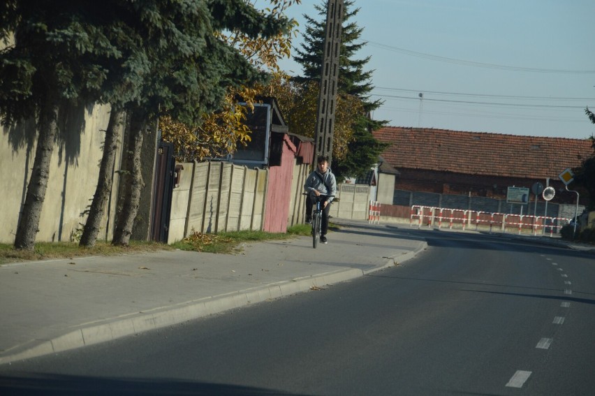 Budowa ścieżki Rawicz - Osiek. Z Rawicza do Słupi Kapitulnej dojedziesz bezpiecznie rowerem w komfortowych warunkach [ZDJĘCIA]