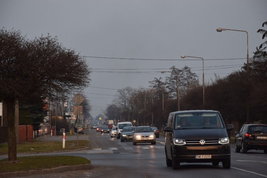 Kolizja na ulicy Łaskiej w Zduńskiej Woli ZDJĘCIA