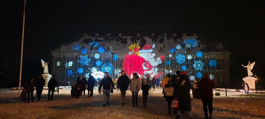 Inauguracja świątecznej iluminacji w Żaganiu 6 grudnia 2023....
