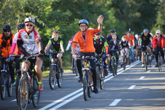 Oficjalne otwarcie velostrady przypadło na 30 września. Z okazji uroczystego otwarcia zorganizowano rajd rowerowy, na który mogło się zgłosić do 800 chętnych.