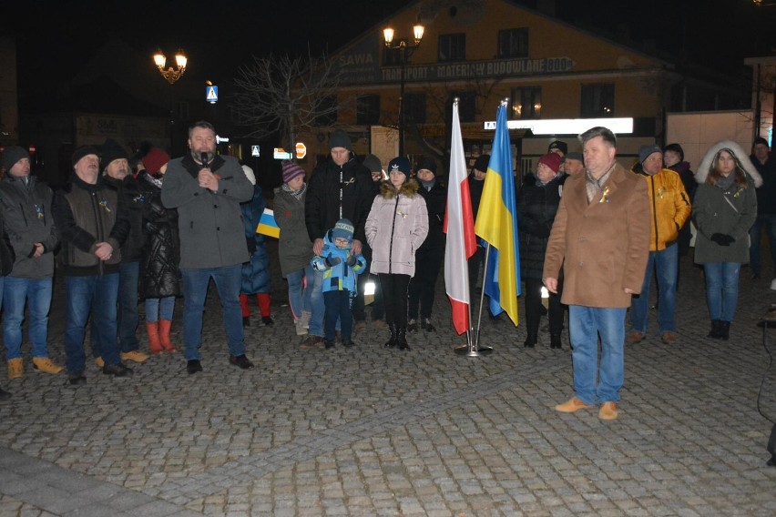 Kołaczyce solidarne z Ukrainą. Władze i mieszkańcy zamanifestowali to na rynku [ZDJĘCIA]