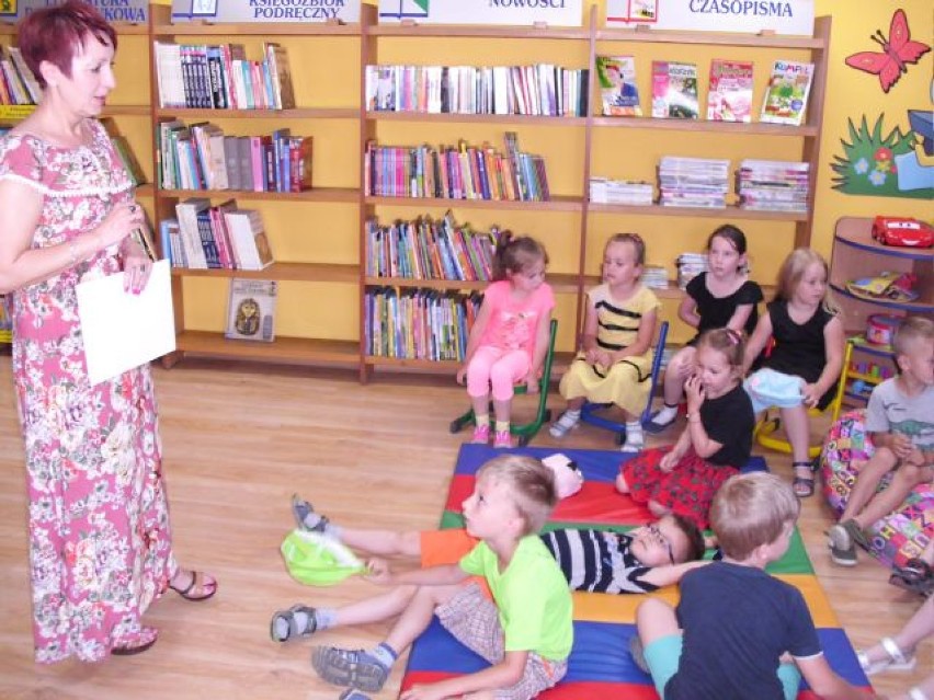 Grupa przedszkolaków „Misie” odwiedziła Gminną Bibliotekę Publiczną w Dobrzycy