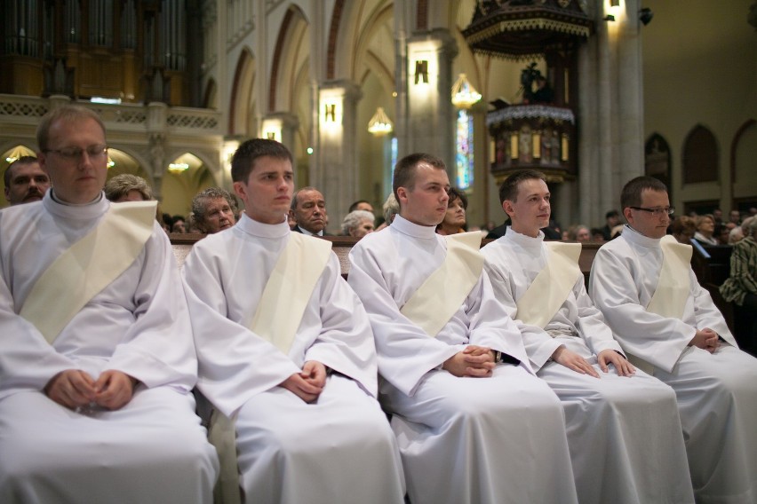 Święcenia kapłanów w katedrze w Łodzi