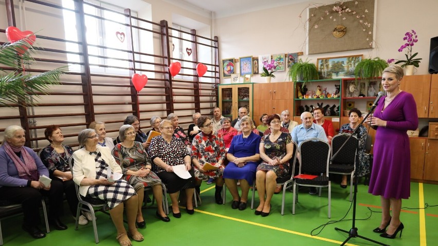 Leśniowice. To był udany dzień otwarty w "Słowikowie". Tutaj seniorzy czują się jak w domu. Zobacz zdjęcia