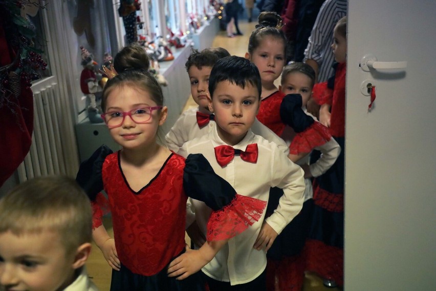 Legnica: Przedstawienie z Babciami i Dziadkami w przedszkolu Stokrotka, zobaczcie zdjęcia