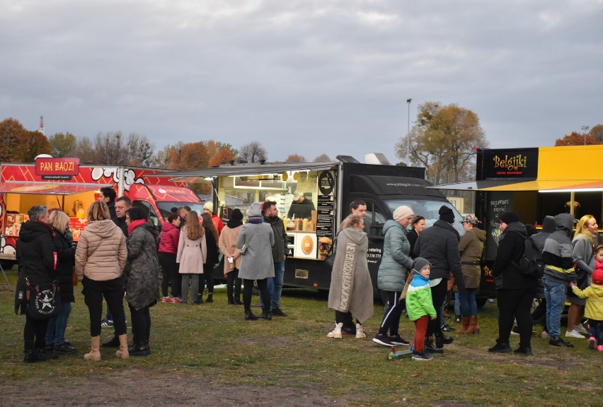 Festiwal Food Trucków po raz pierwszy zawitał do Pleszewa