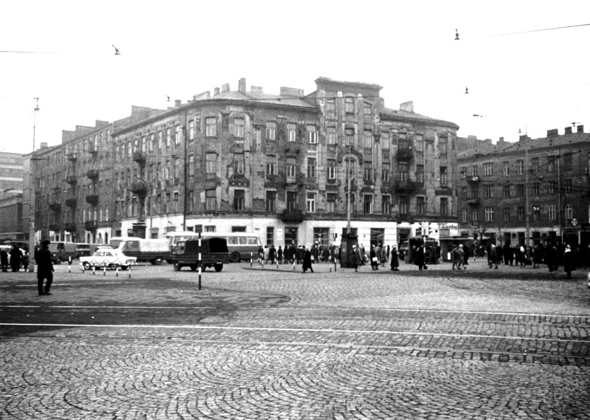 Kamienica przy Kłopotowskiego 38 na początku lat 60.