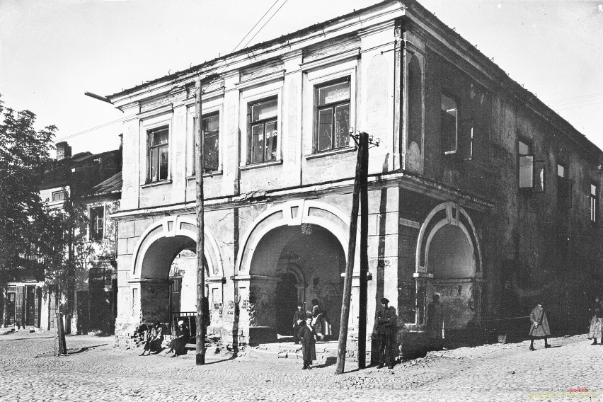 1922 , Kamienica Oleśnickich.