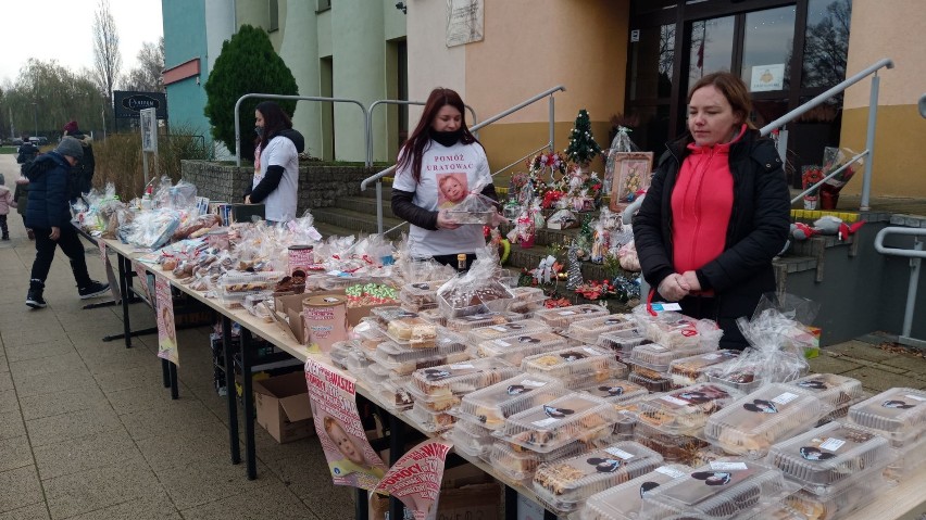 Słodka mania pomagania - kiermasz charytatywny dla Oleczka 