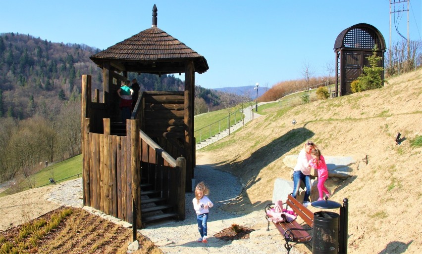 Ogród Baśni i Legend zaprasza turystów [ZDJĘCIA]                      