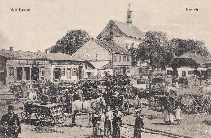 Rynek (lata 1914 - 1918) w dzień targowy...