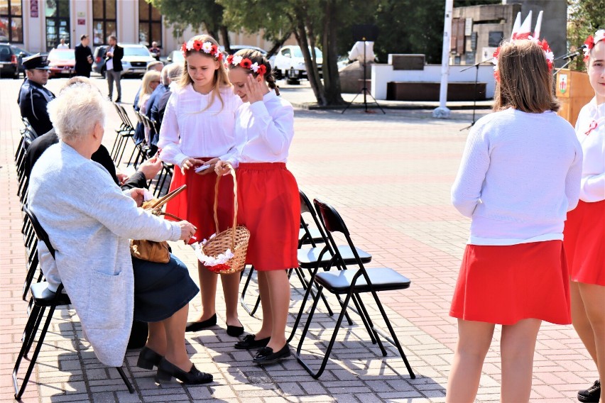 Tak wyglądały obchody 3 maja w Łęczycy --> ZDJĘCIA