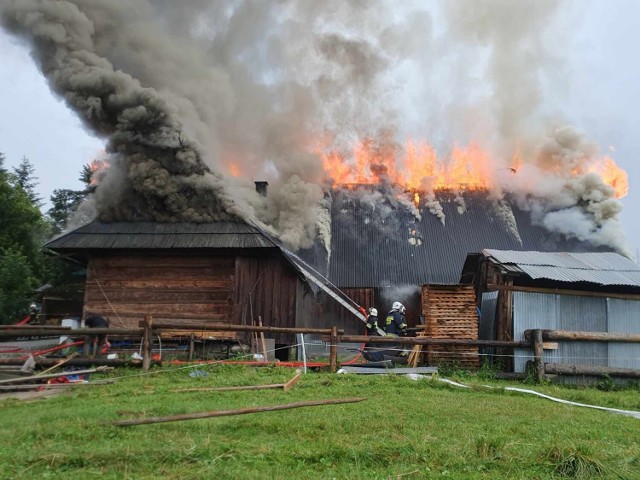 Pożar budynku w Małym Cichem