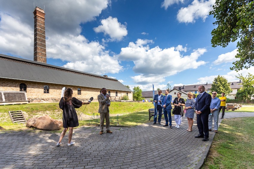 W muzeum można podziwiać wiele zabytkowych eksponatów.