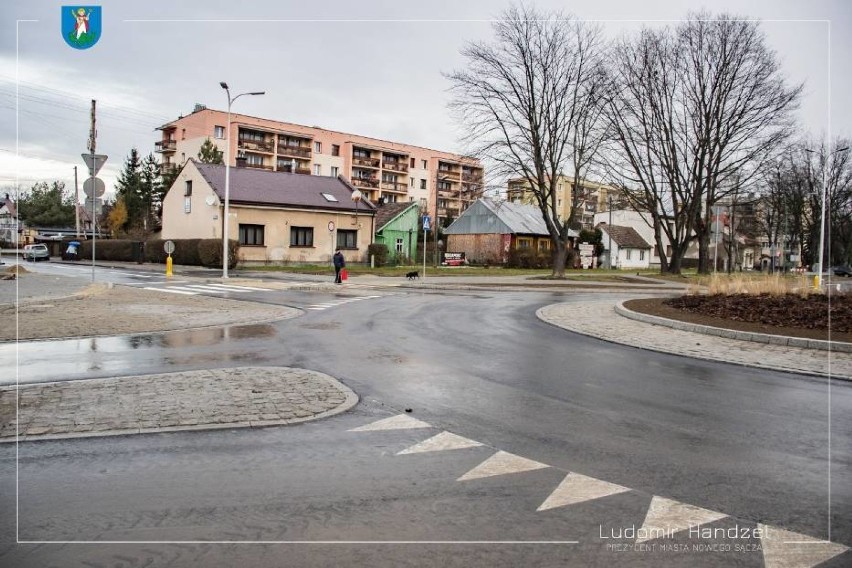 Nowy Sącz. Rondo u zbiegu ulic Paderewskiego -Barska - Broniewskiego ma patrona. To ksiądz dr Stanisław Lisowski